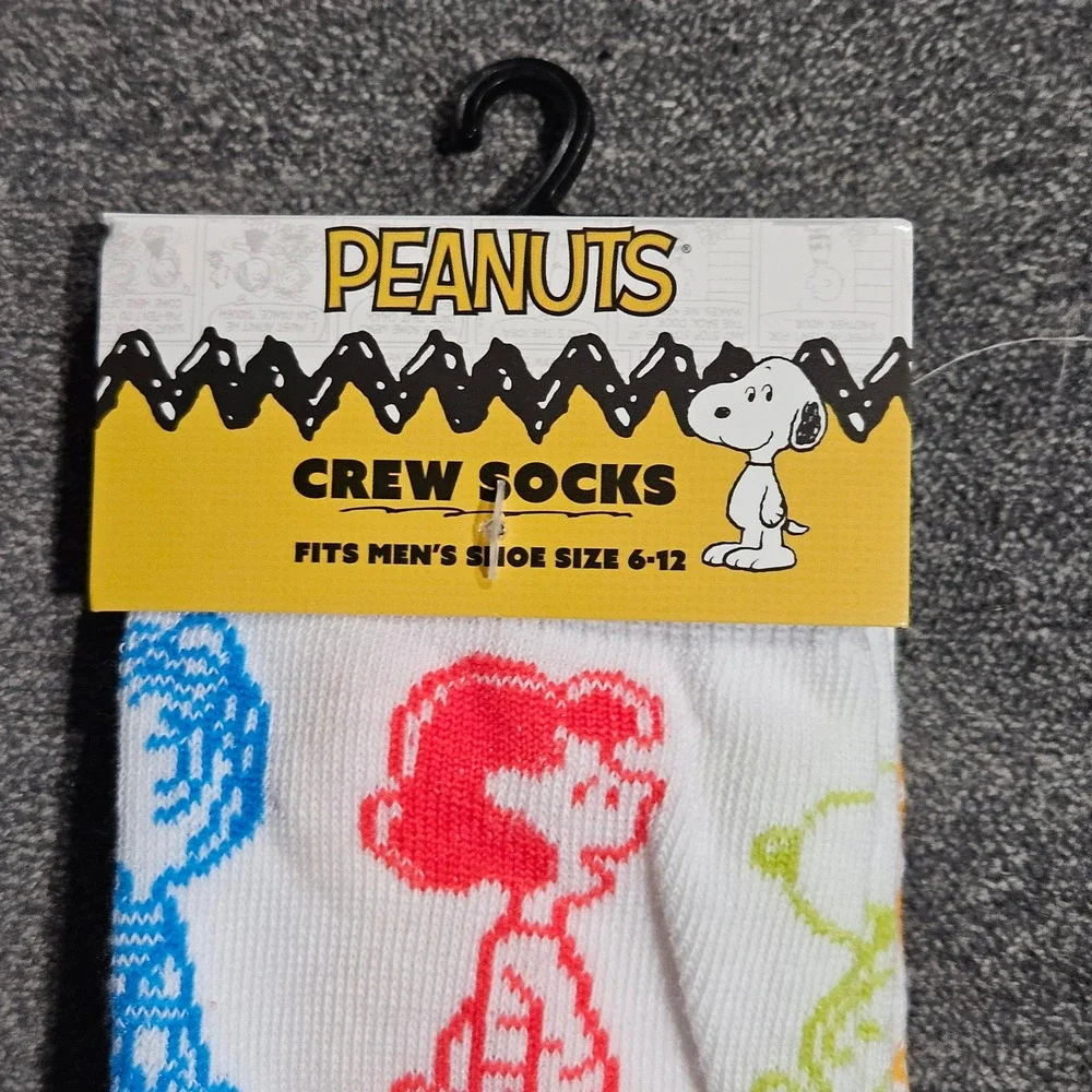 Peanuts Snoopy Charlie Brown Mens Crew‎ Socks White Multi Character Size 6-12